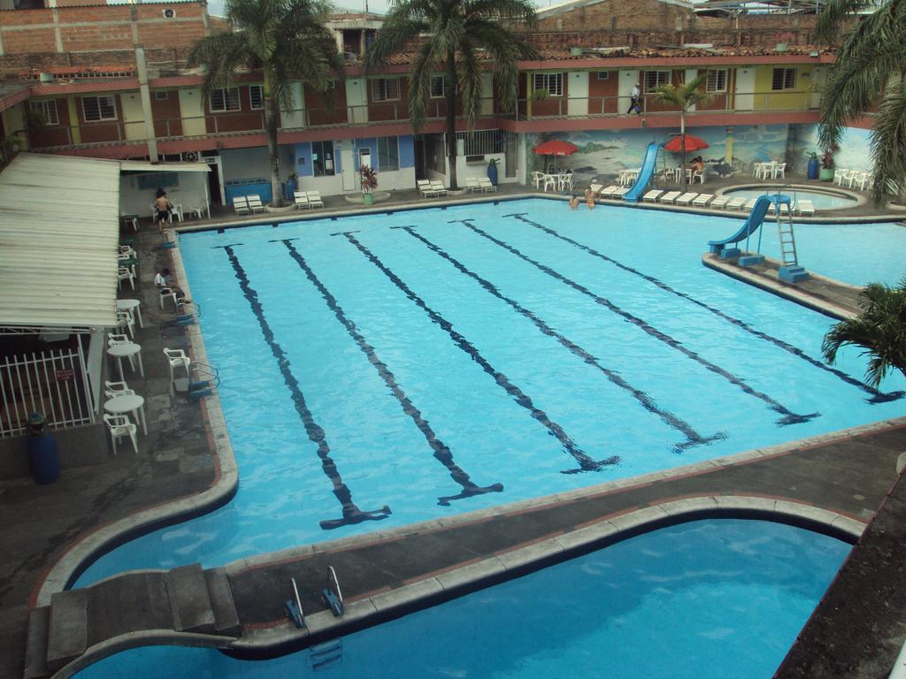 Hotel La Luna Santiago de Cali Exterior foto